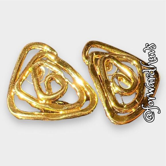 Avon Large Triangular Gold Tone Swirl Earrings - Picture 1 of 8